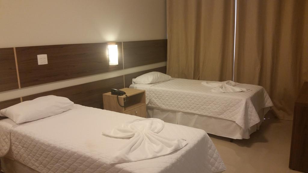 Kamur Plaza Hotel ゴイアネージア 部屋 写真